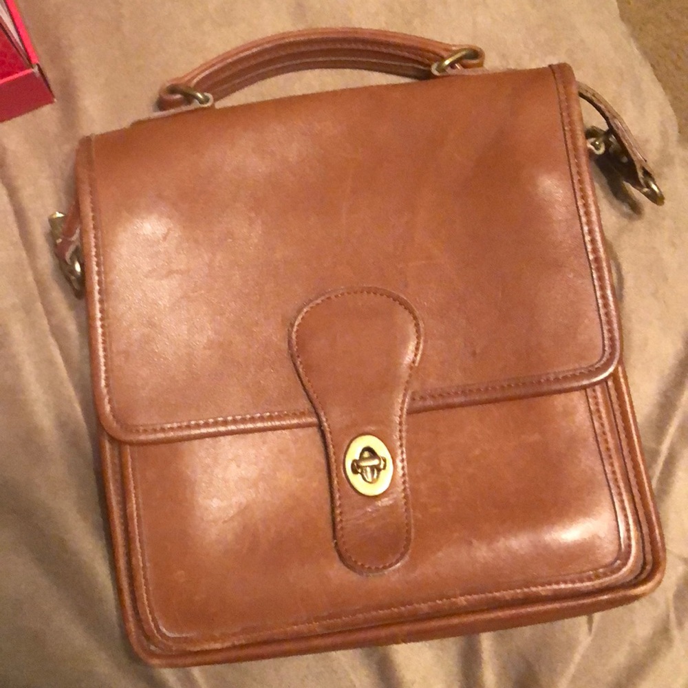 VINTAGE leather coach bag